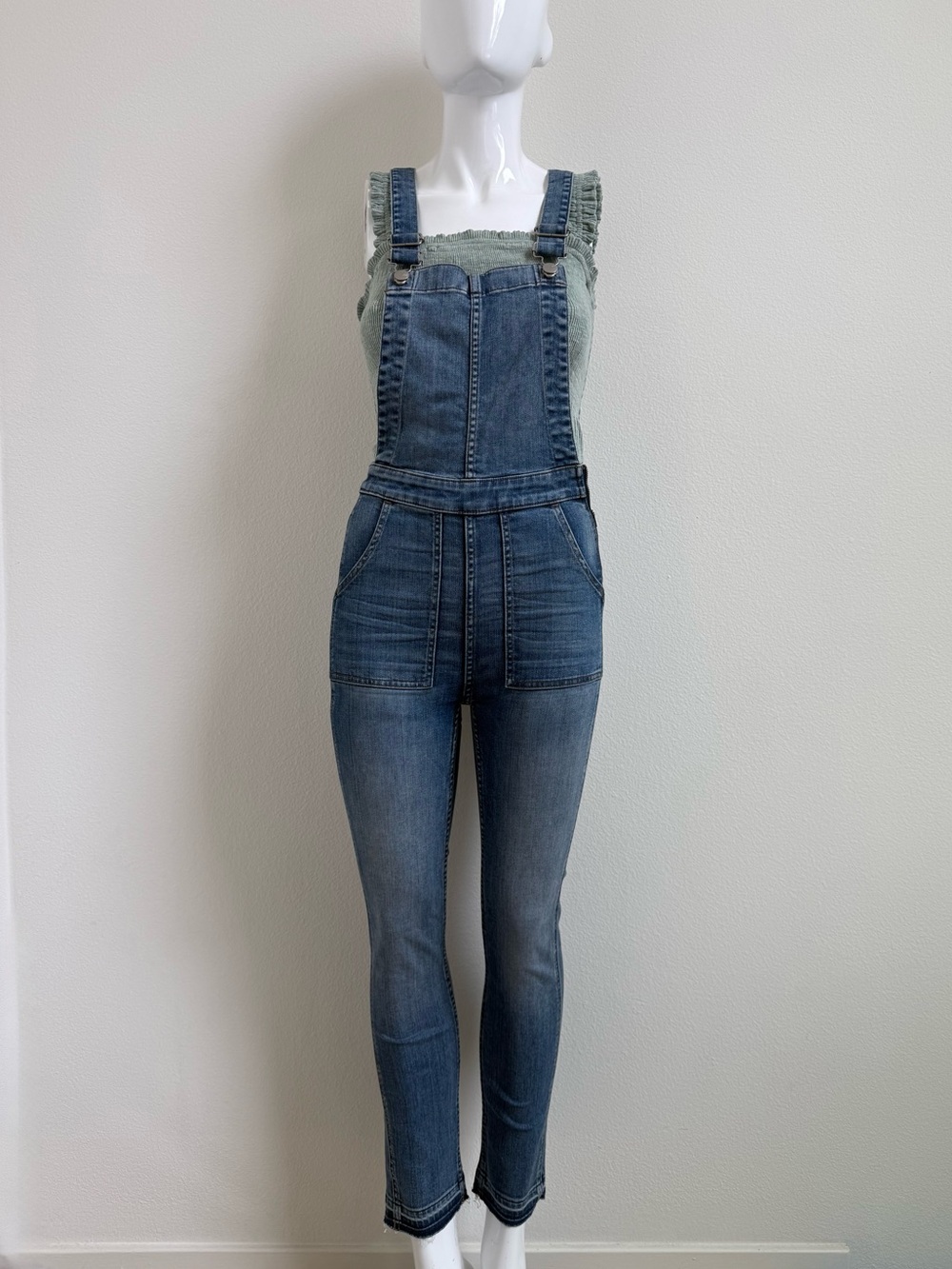 Madewell Raw Hem Skinny Overalls